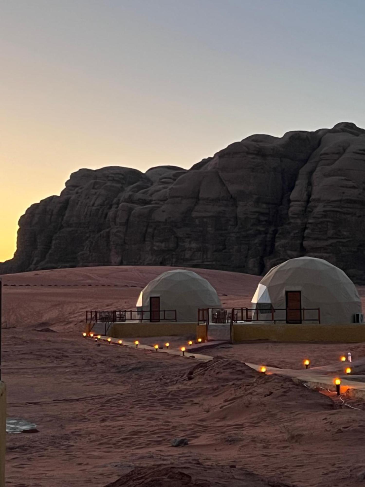 Orbit Camp Hotel Wadi Rum Eksteriør billede
