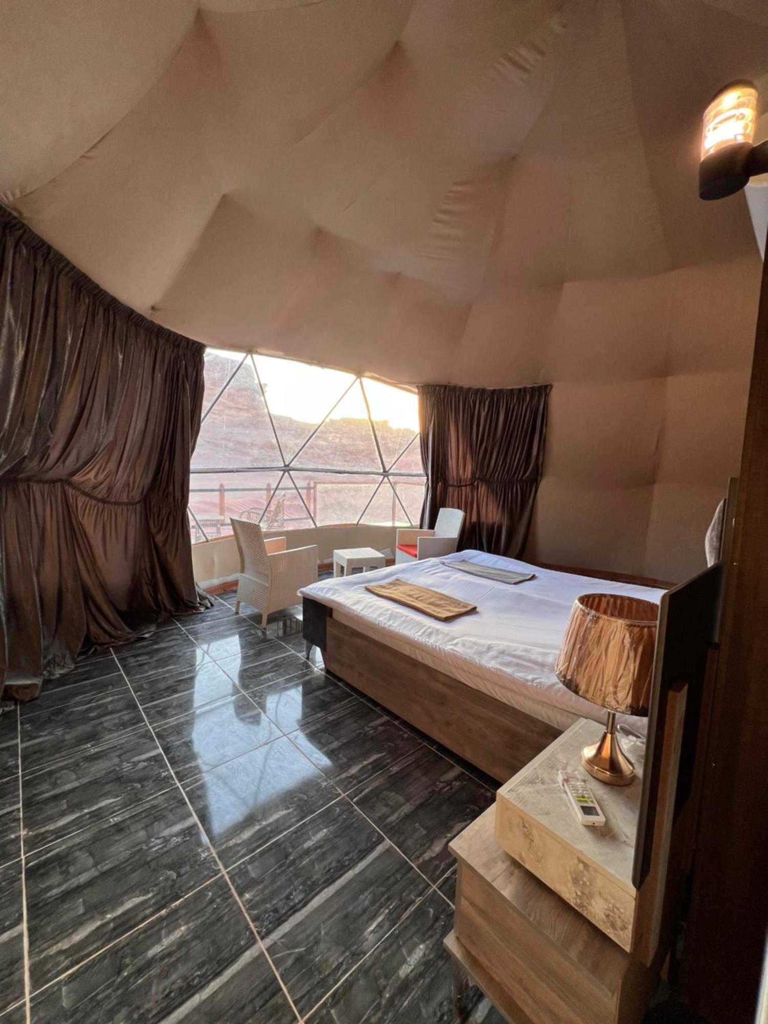 Orbit Camp Hotel Wadi Rum Eksteriør billede